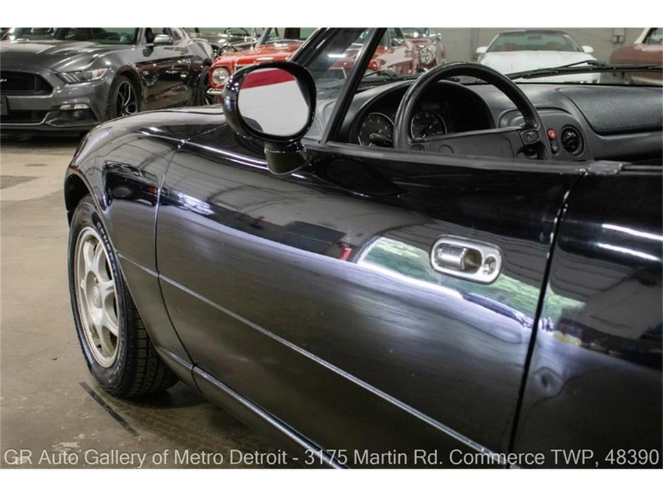 1994 Mazda NA MX-5 Miata - Image 22 of 31
