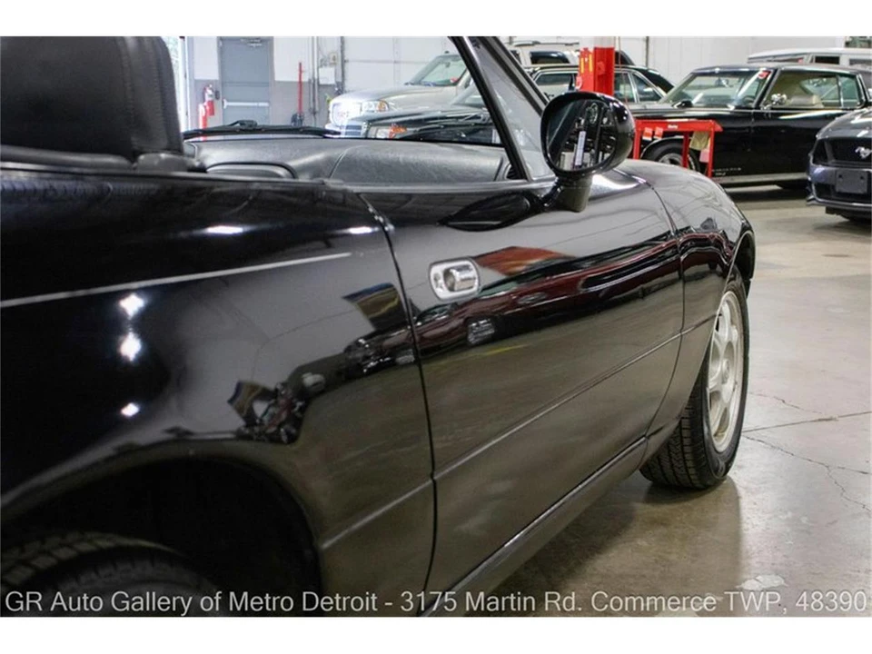 1994 Mazda NA MX-5 Miata - Image 23 of 31