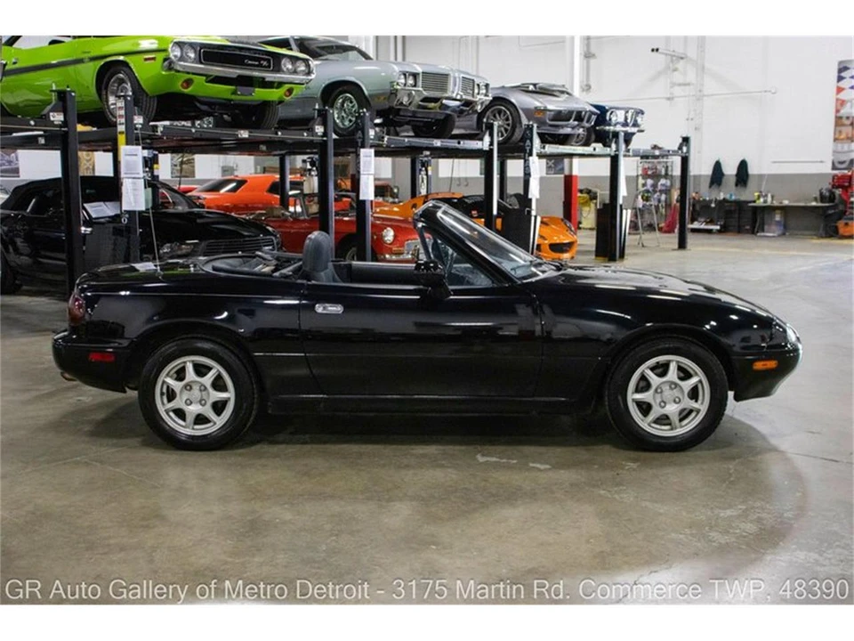 1994 Mazda NA MX-5 Miata - Image 9 of 31