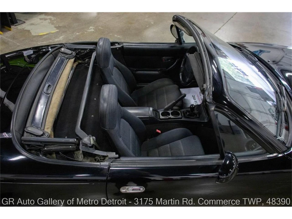 1994 Mazda NA MX-5 Miata - Image 15 of 31