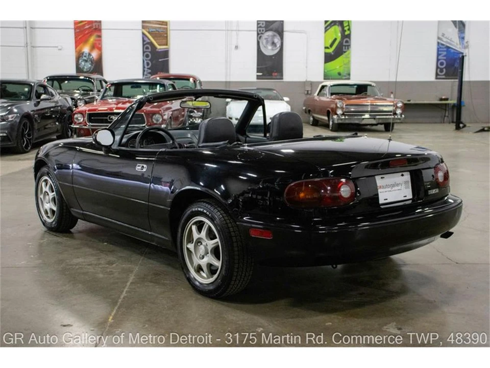 1994 Mazda NA MX-5 Miata - Image 5 of 31