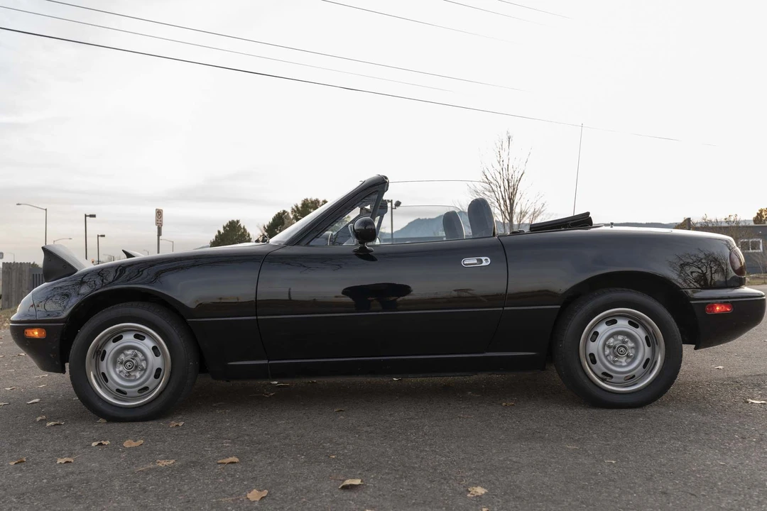1994 Mazda NA MX-5 Miata - Image 27 of 31