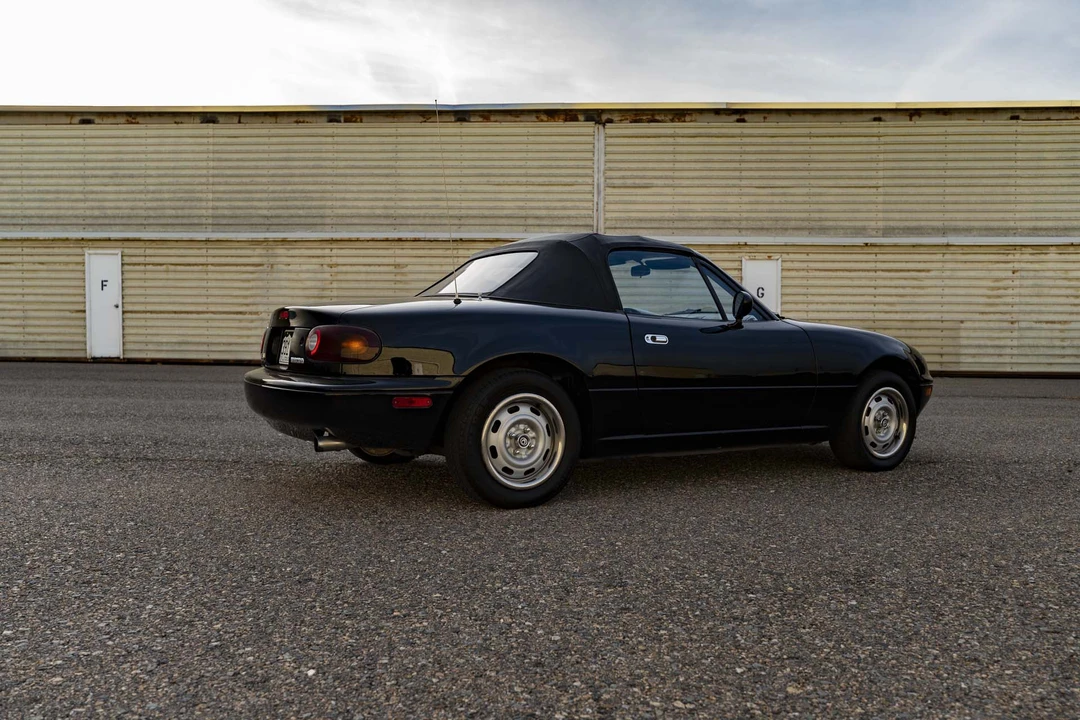 1994 Mazda NA MX-5 Miata - Image 30 of 31