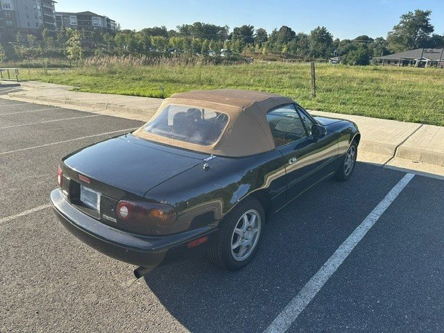 1994 Mazda NA MX-5 Miata - Image 15 of 19