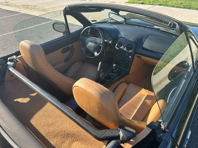 1994 Mazda NA MX-5 Miata - Image 8 of 19