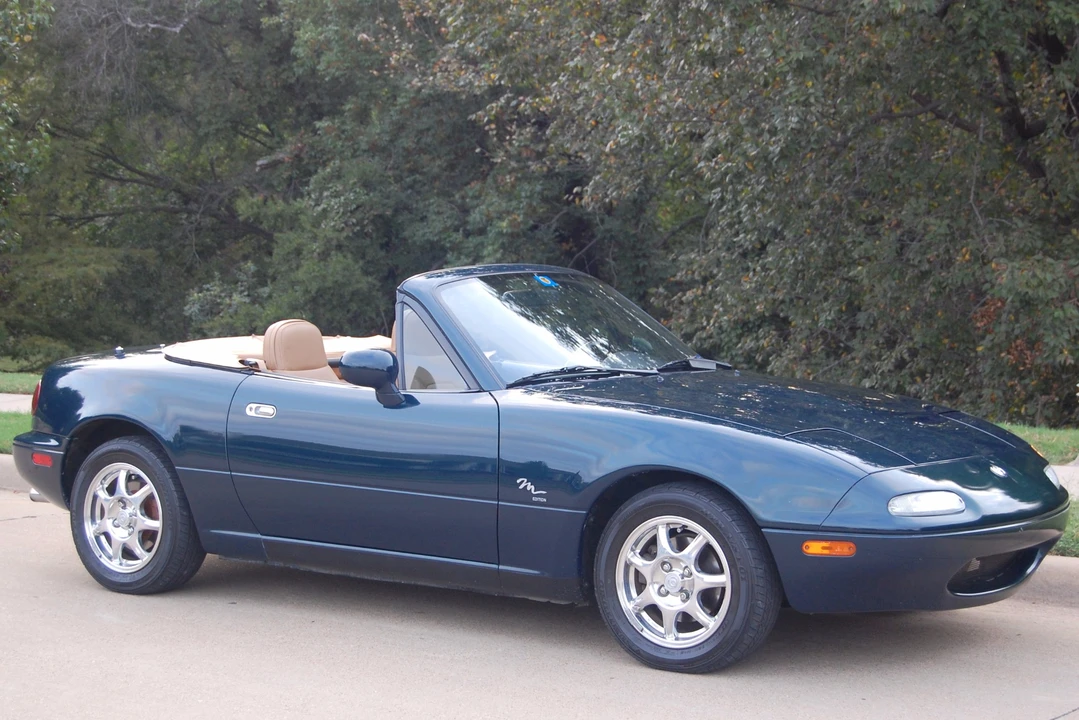 1994 Mazda NA MX-5 Miata - Image 17 of 31