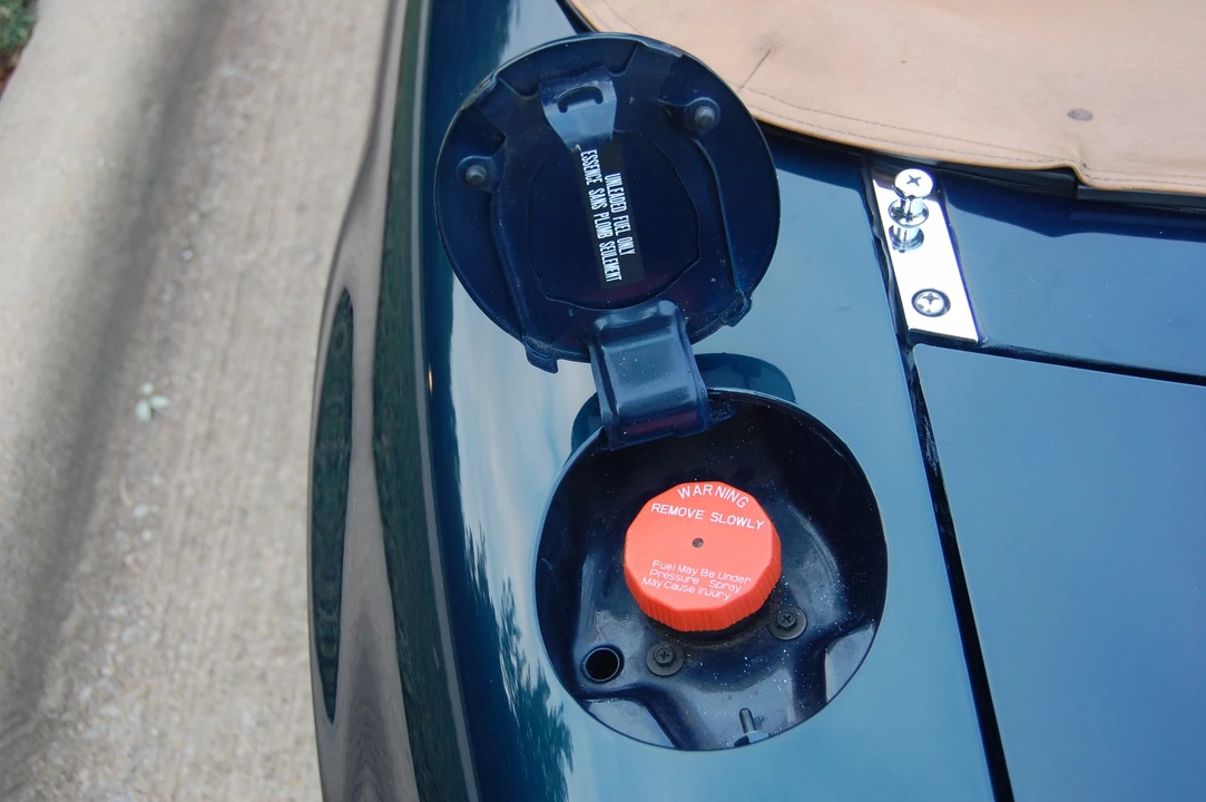 1994 Mazda NA MX-5 Miata - Image 25 of 31