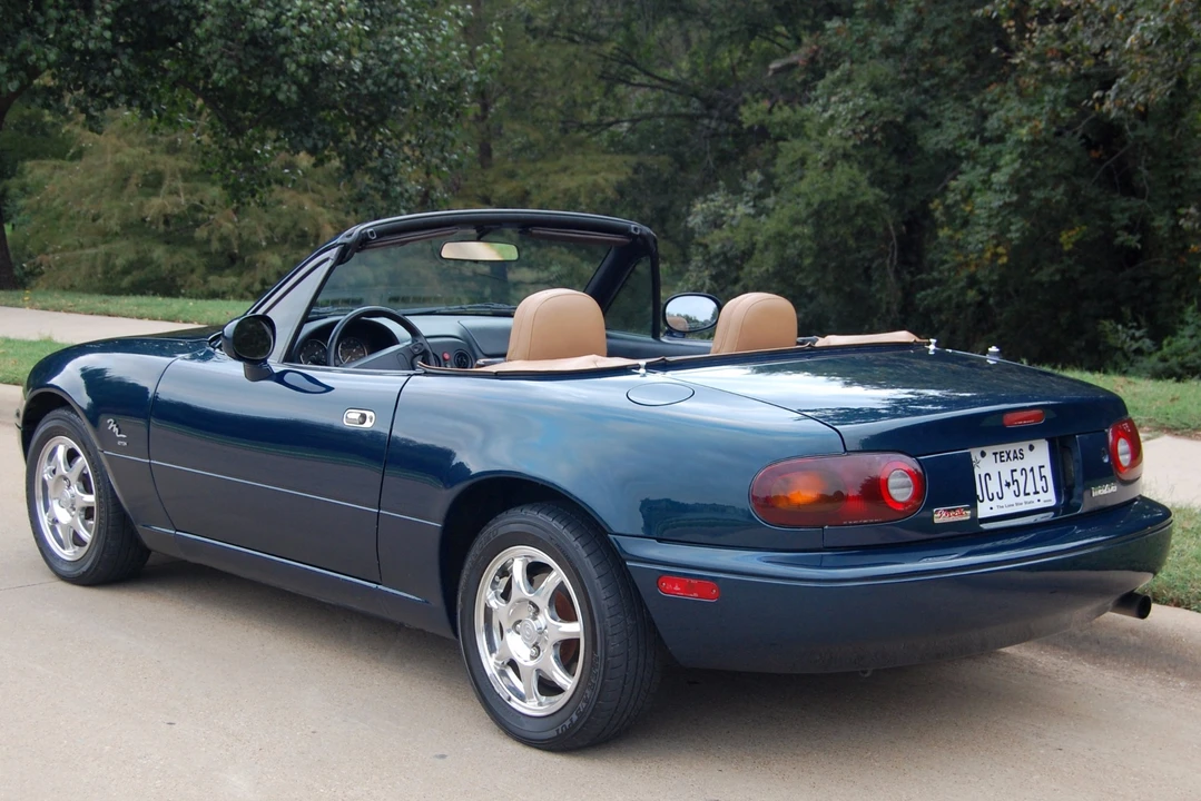 1994 Mazda NA MX-5 Miata - Image 9 of 31