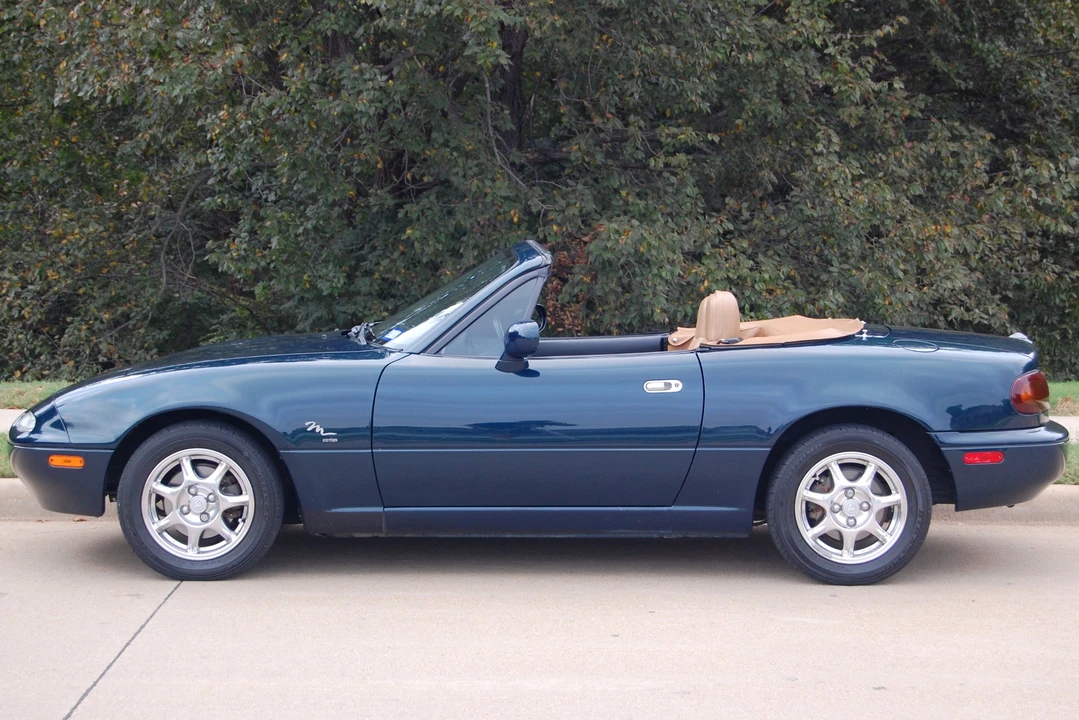 1994 Mazda NA MX-5 Miata - Image 8 of 31