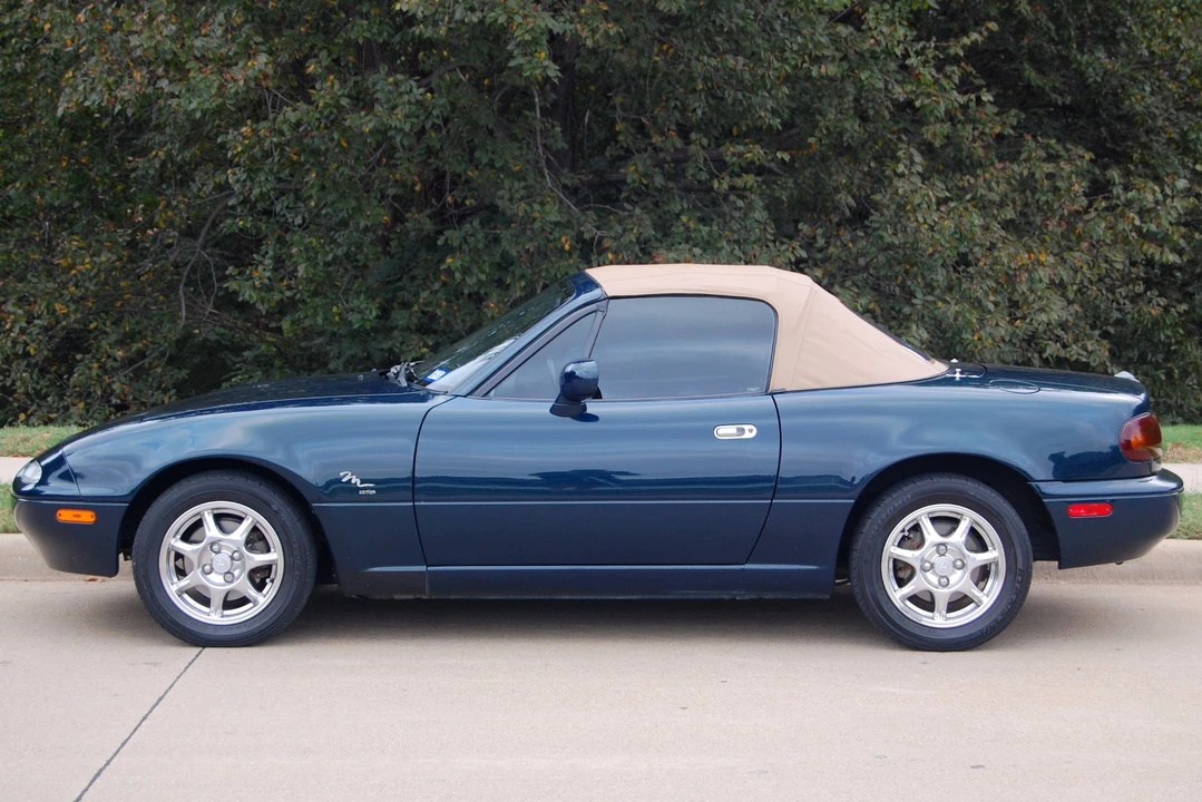 1994 Mazda NA MX-5 Miata - Image 6 of 31