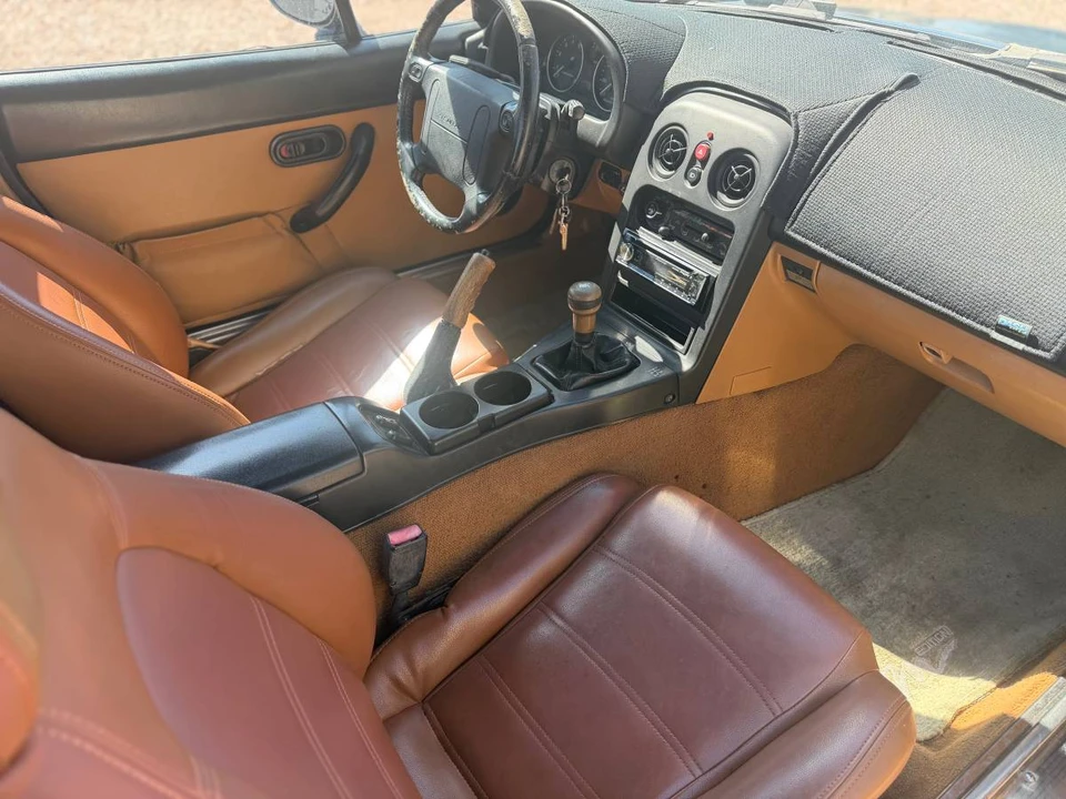 1994 Mazda NA MX-5 Miata - Image 9 of 14