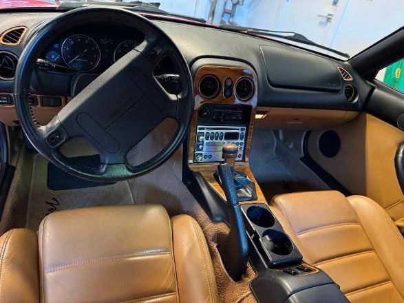 1994 Mazda NA MX-5 Miata - Image 9 of 10