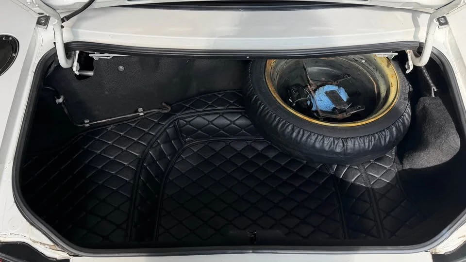 1994 Mazda NA MX-5 Miata - Image 10 of 10