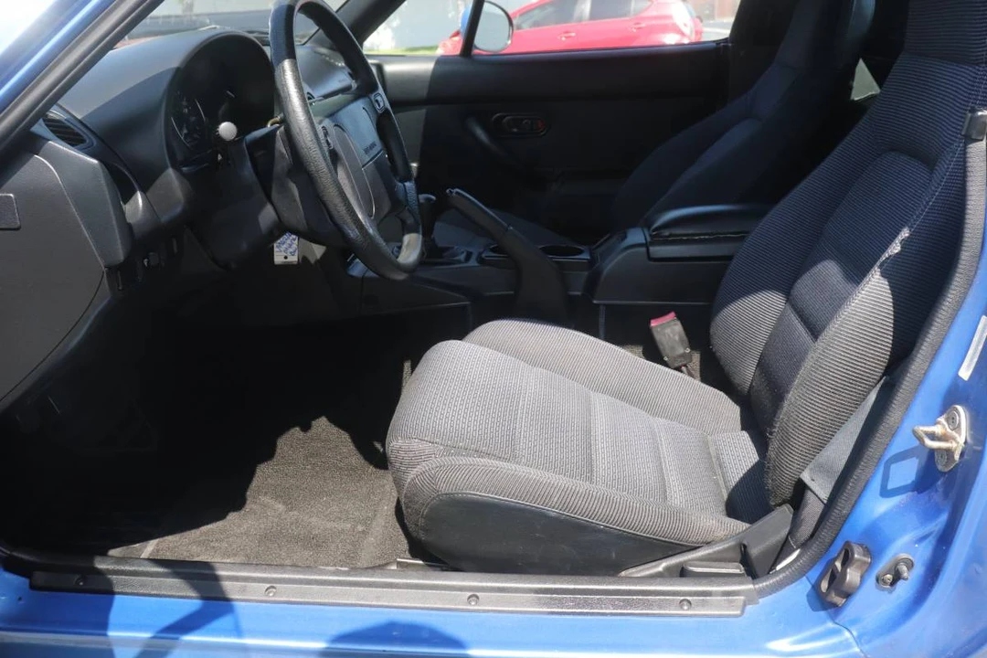 1994 Mazda NA MX-5 Miata - Image 8 of 23