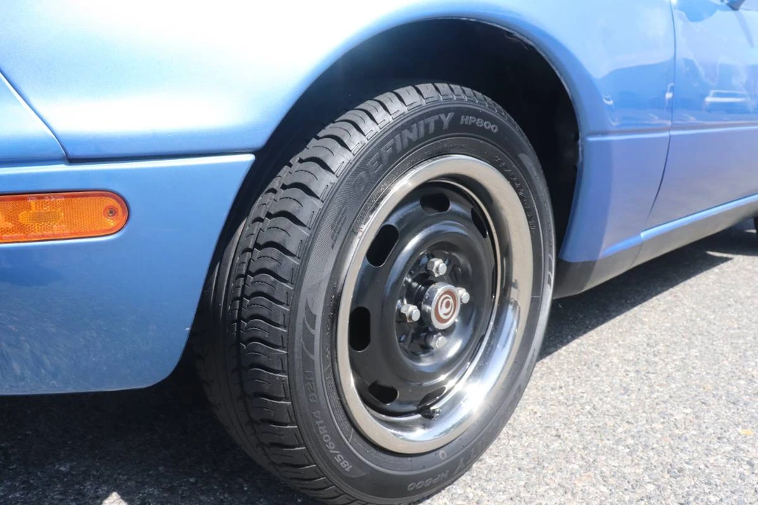 1994 Mazda NA MX-5 Miata - Image 7 of 23