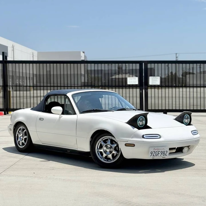 1994 Mazda NA MX-5 Miata - Image 2 of 20