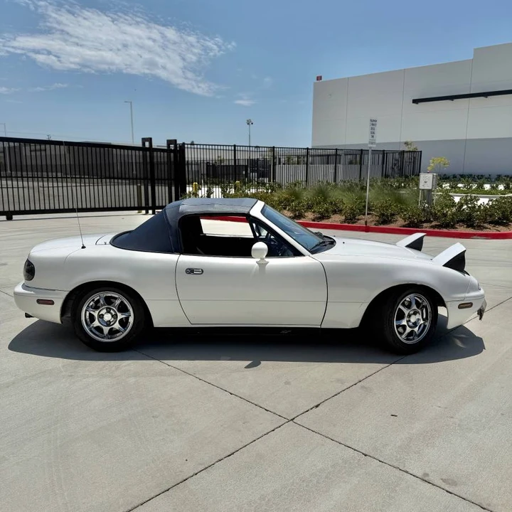 1994 Mazda NA MX-5 Miata - Image 4 of 20