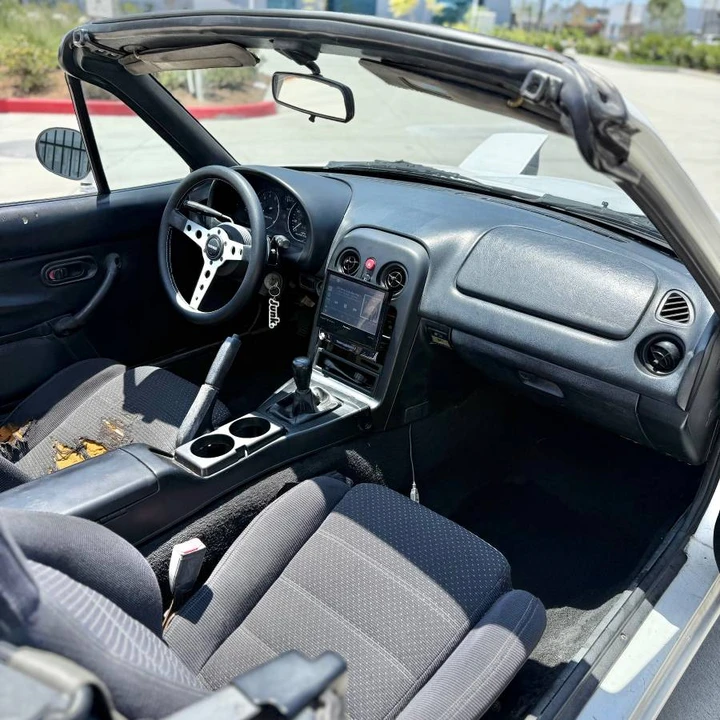 1994 Mazda NA MX-5 Miata - Image 15 of 20