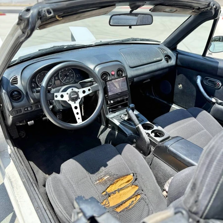 1994 Mazda NA MX-5 Miata - Image 13 of 20