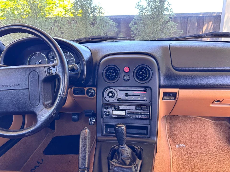 1994 Mazda NA MX-5 Miata - Image 10 of 14