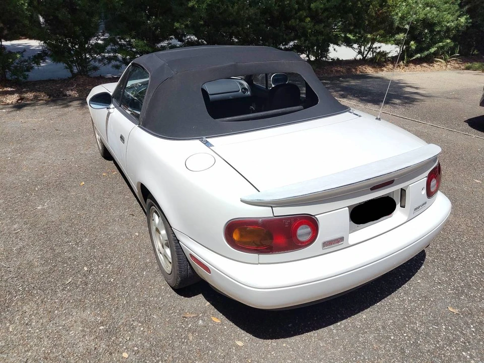 1994 Mazda NA MX-5 Miata - Image 10 of 19