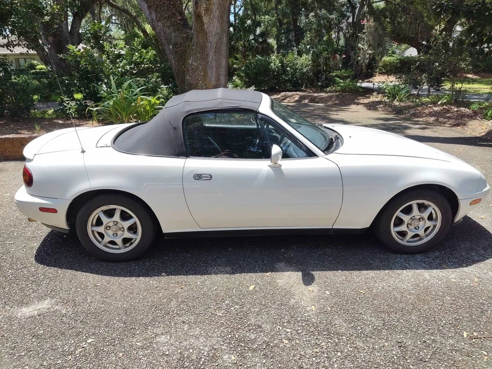 1994 Mazda NA MX-5 Miata - Image 14 of 19