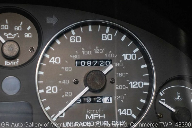 1994 Mazda NA MX-5 Miata - Image 19 of 20