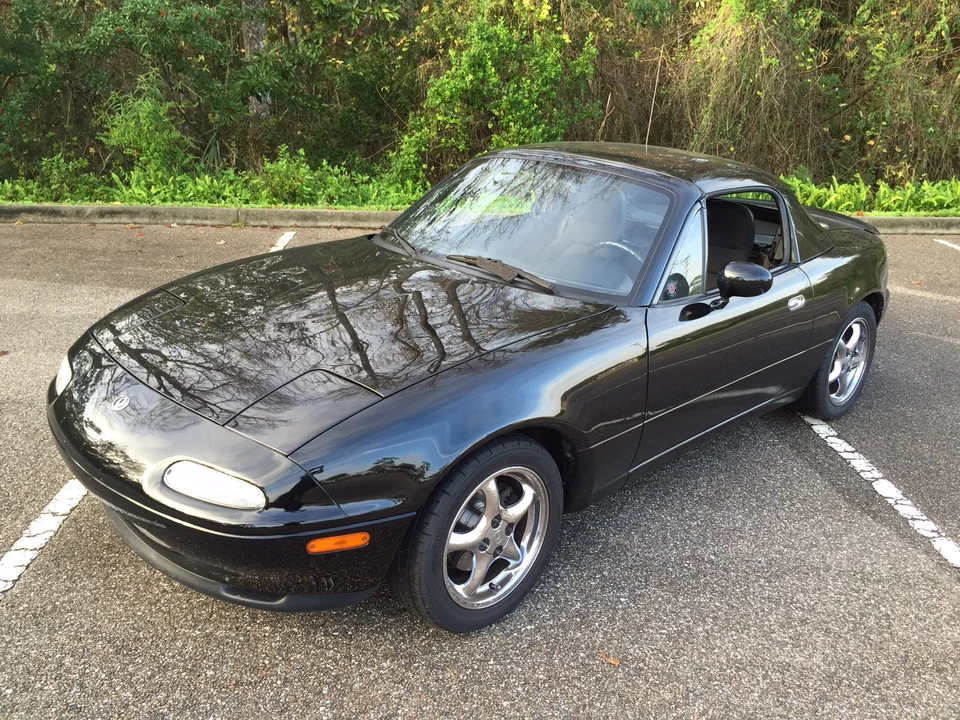 1994 Mazda NA MX-5 Miata - Image 11 of 31