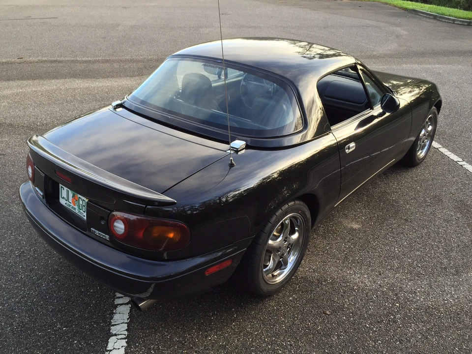 1994 Mazda NA MX-5 Miata - Image 9 of 31