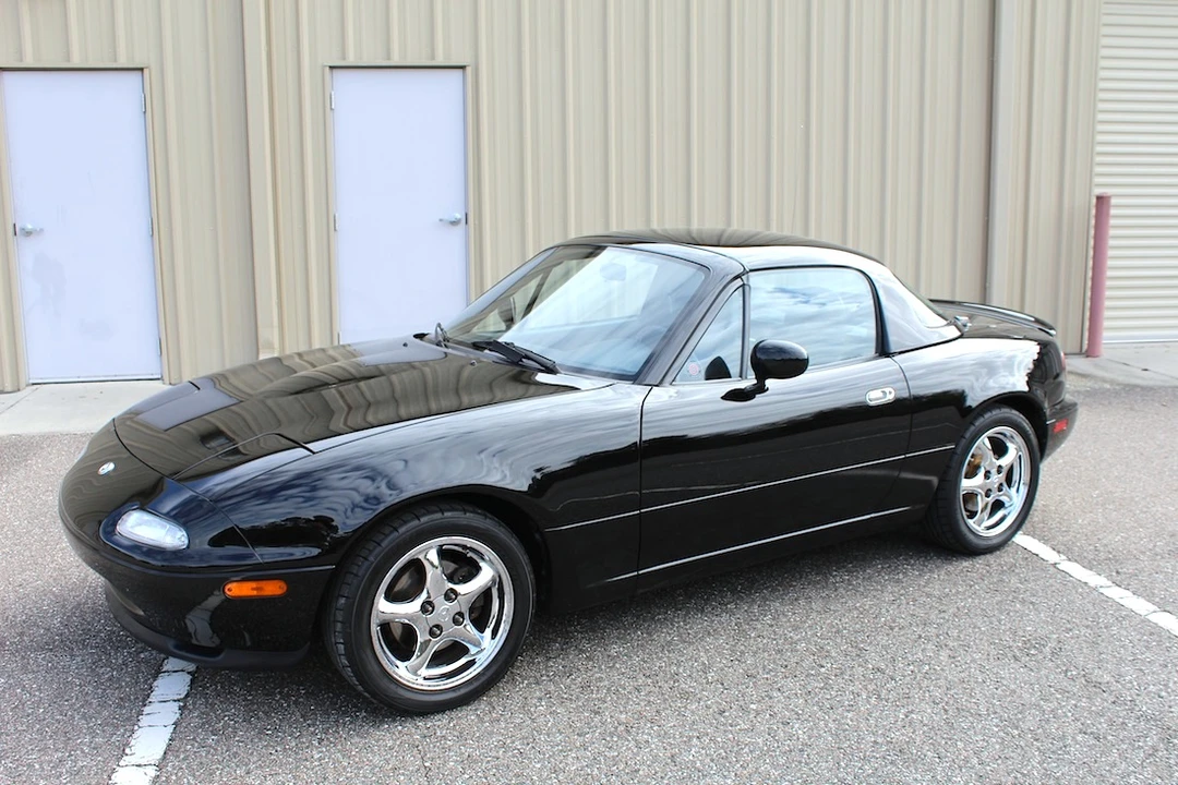 1994 Mazda NA MX-5 Miata - Image 2 of 31
