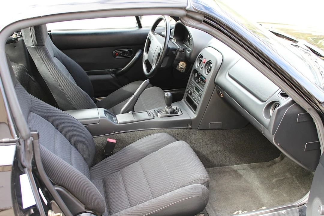 1994 Mazda NA MX-5 Miata - Image 22 of 31