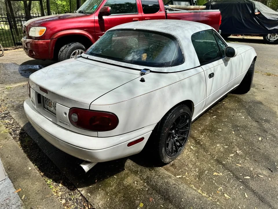1994 Mazda NA MX-5 Miata - Image 6 of 10