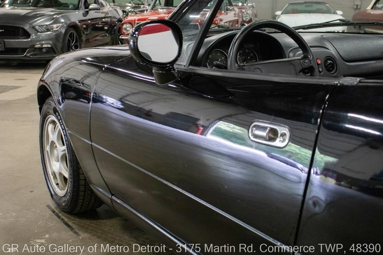 1994 Mazda NA MX-5 Miata - Image 23 of 31