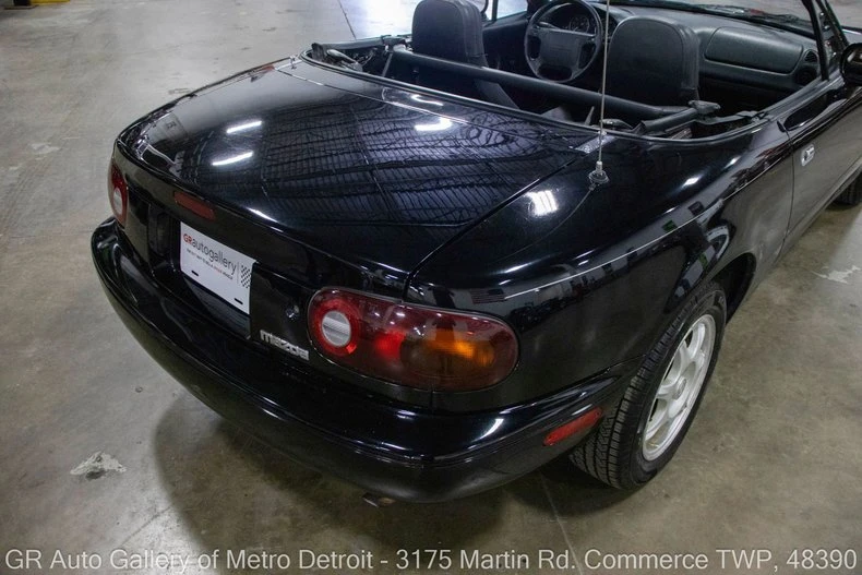 1994 Mazda NA MX-5 Miata - Image 16 of 31