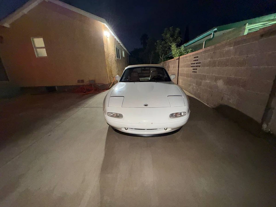 1994 Mazda NA MX-5 Miata - Image 5 of 16