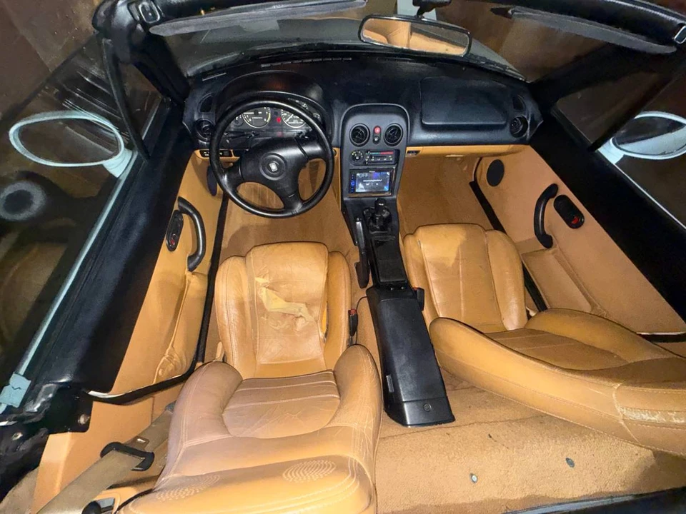 1994 Mazda NA MX-5 Miata - Image 13 of 16