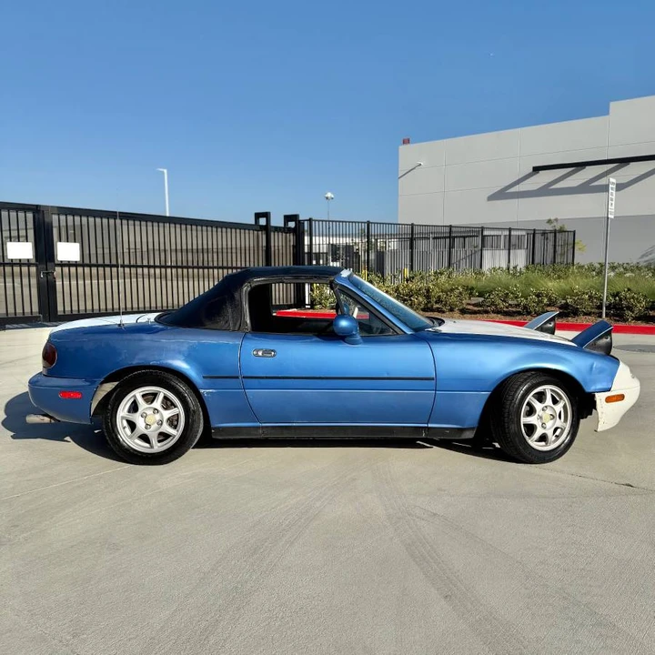 1994 Mazda NA MX-5 Miata - Image 3 of 17