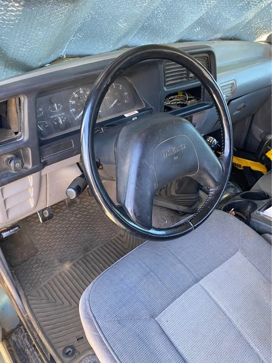 1994 Mazda B Series 4th Gen - Image 4 of 10