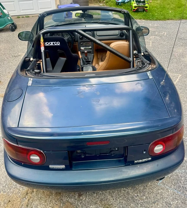 1994 Mazda NA MX-5 Miata - Image 2 of 20