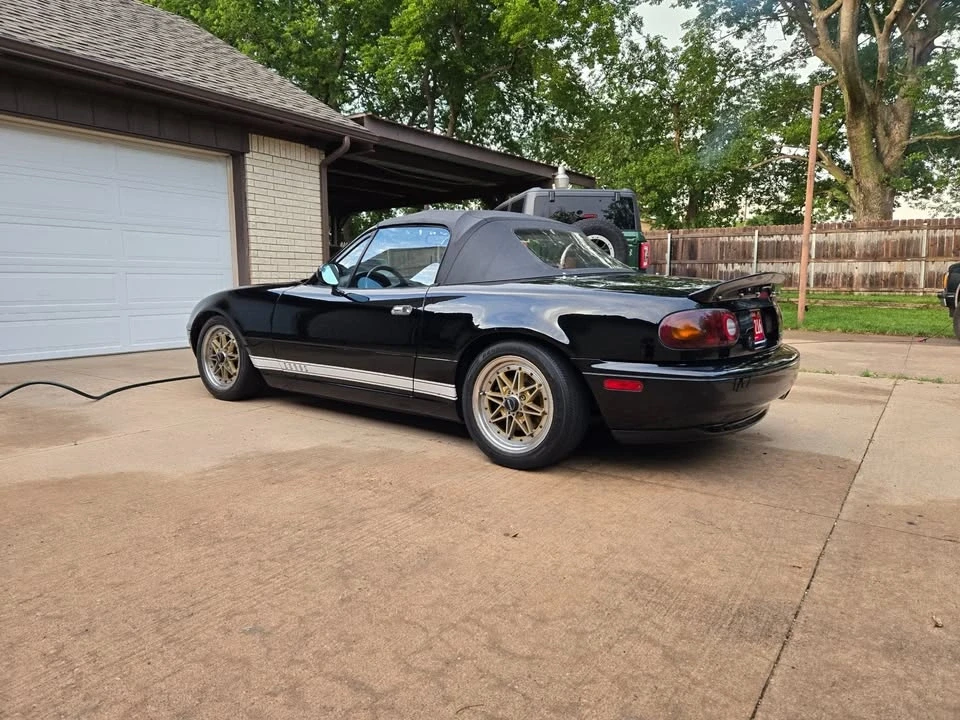 1994 Mazda NA MX-5 Miata - Image 4 of 8