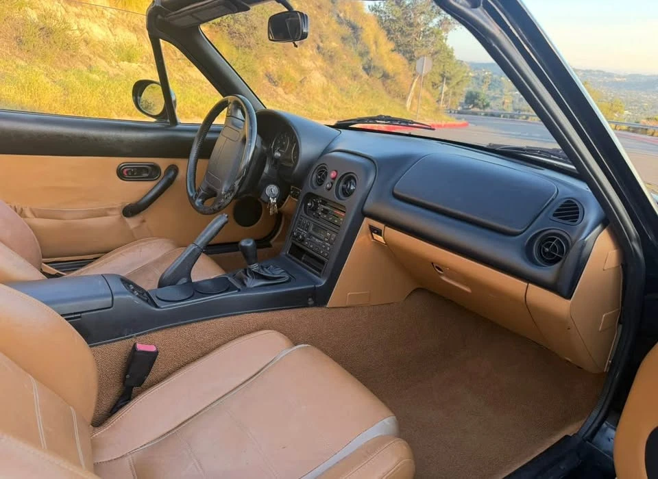 1994 Mazda NA MX-5 Miata - Image 7 of 13