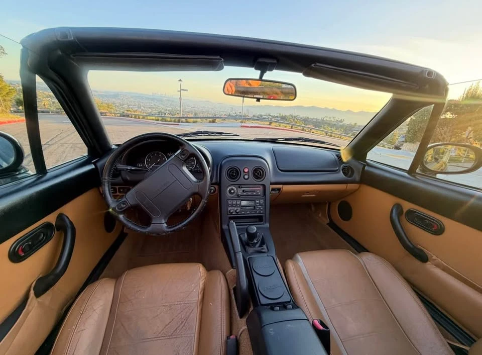 1994 Mazda NA MX-5 Miata - Image 8 of 13