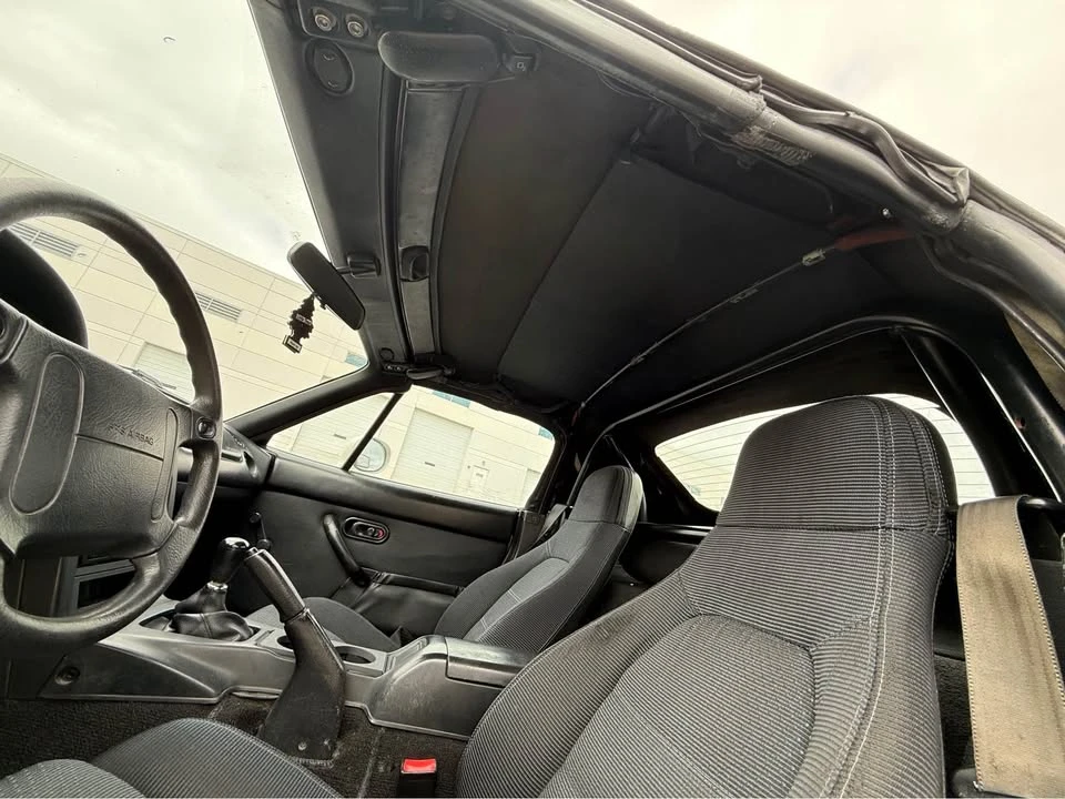 1994 Mazda NA MX-5 Miata - Image 11 of 12