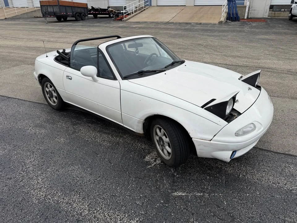 1994 Mazda NA MX-5 Miata - Image 4 of 12