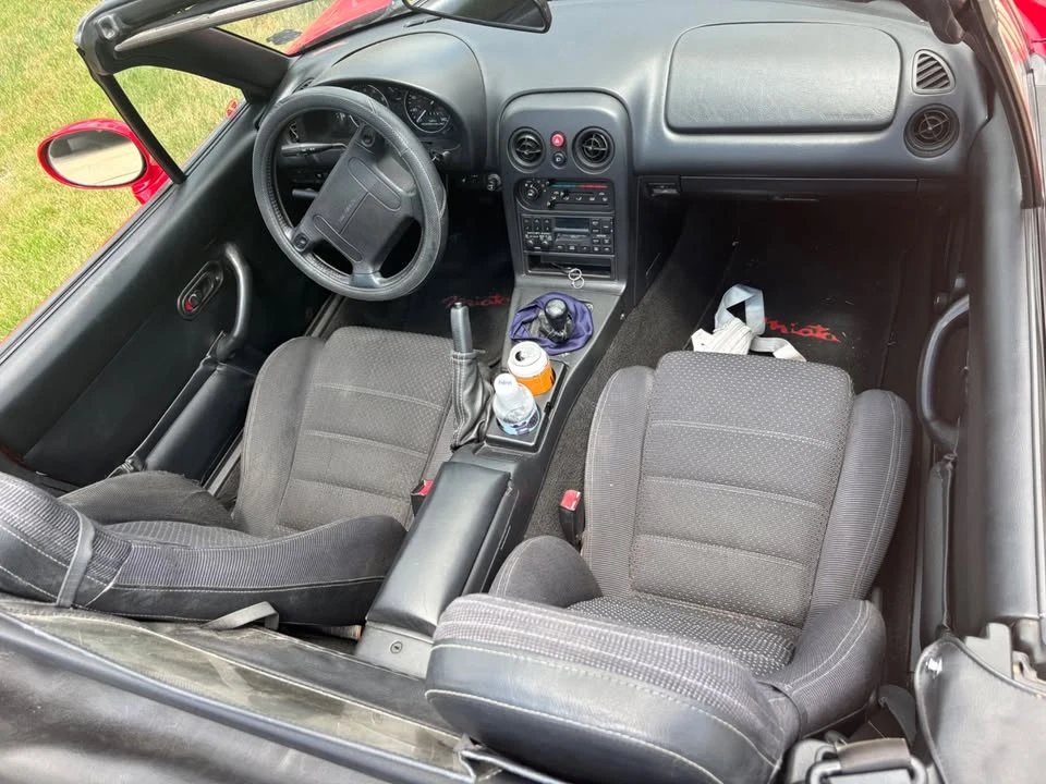 1994 Mazda NA MX-5 Miata - Image 2 of 5