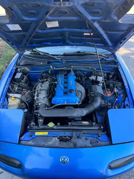 1994 Mazda NA MX-5 Miata - Image 10 of 11