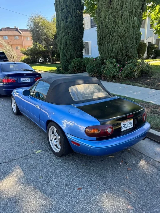 1994 Mazda NA MX-5 Miata - Image 6 of 11