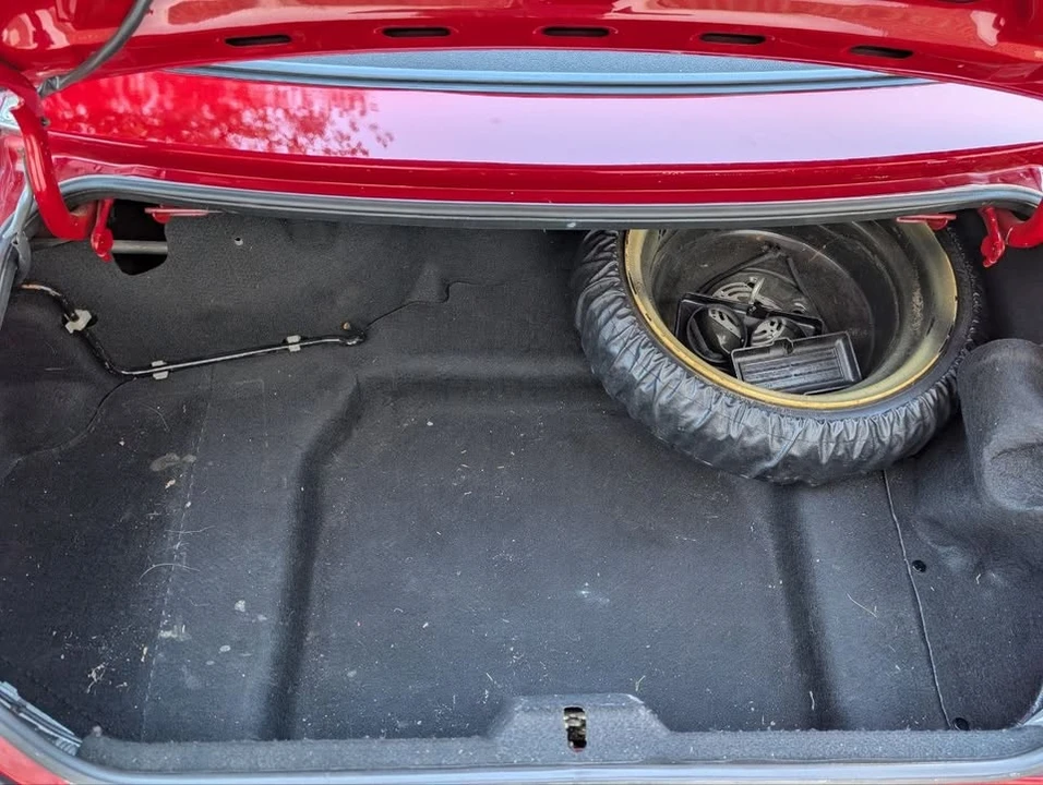 1994 Mazda NA MX-5 Miata - Image 15 of 17