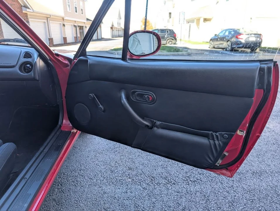 1994 Mazda NA MX-5 Miata - Image 14 of 17