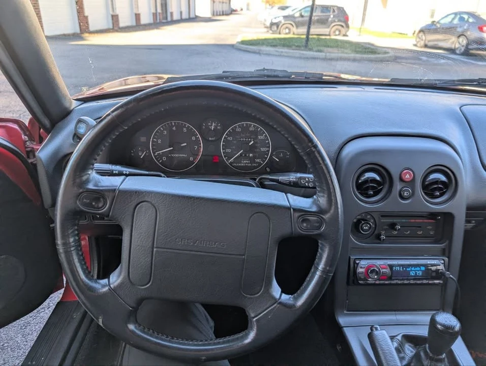 1994 Mazda NA MX-5 Miata - Image 7 of 17